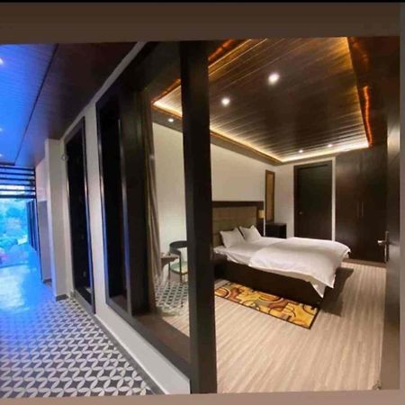 Mount View - A Luxurious Stay Bhowali Nainital Eksteriør billede