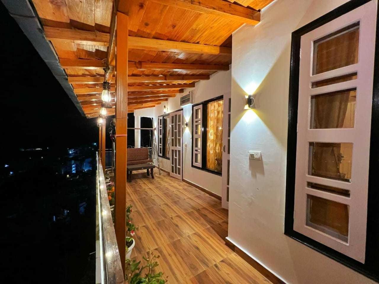 Mount View - A Luxurious Stay Bhowali Nainital Eksteriør billede