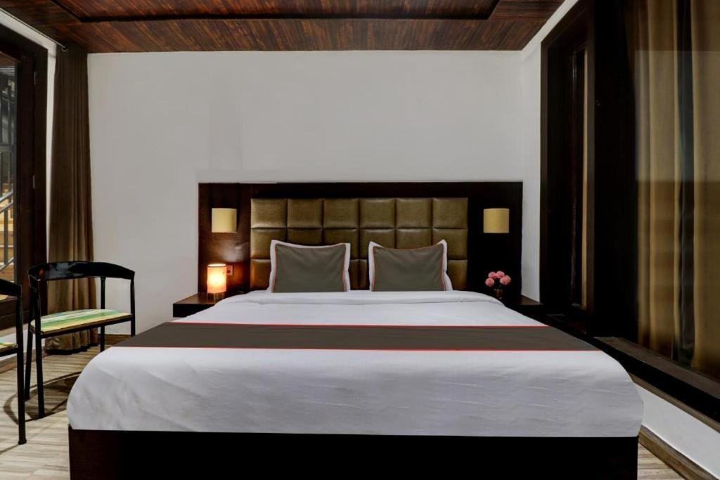 Mount View - A Luxurious Stay Bhowali Nainital Eksteriør billede